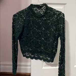 Long sleeve green